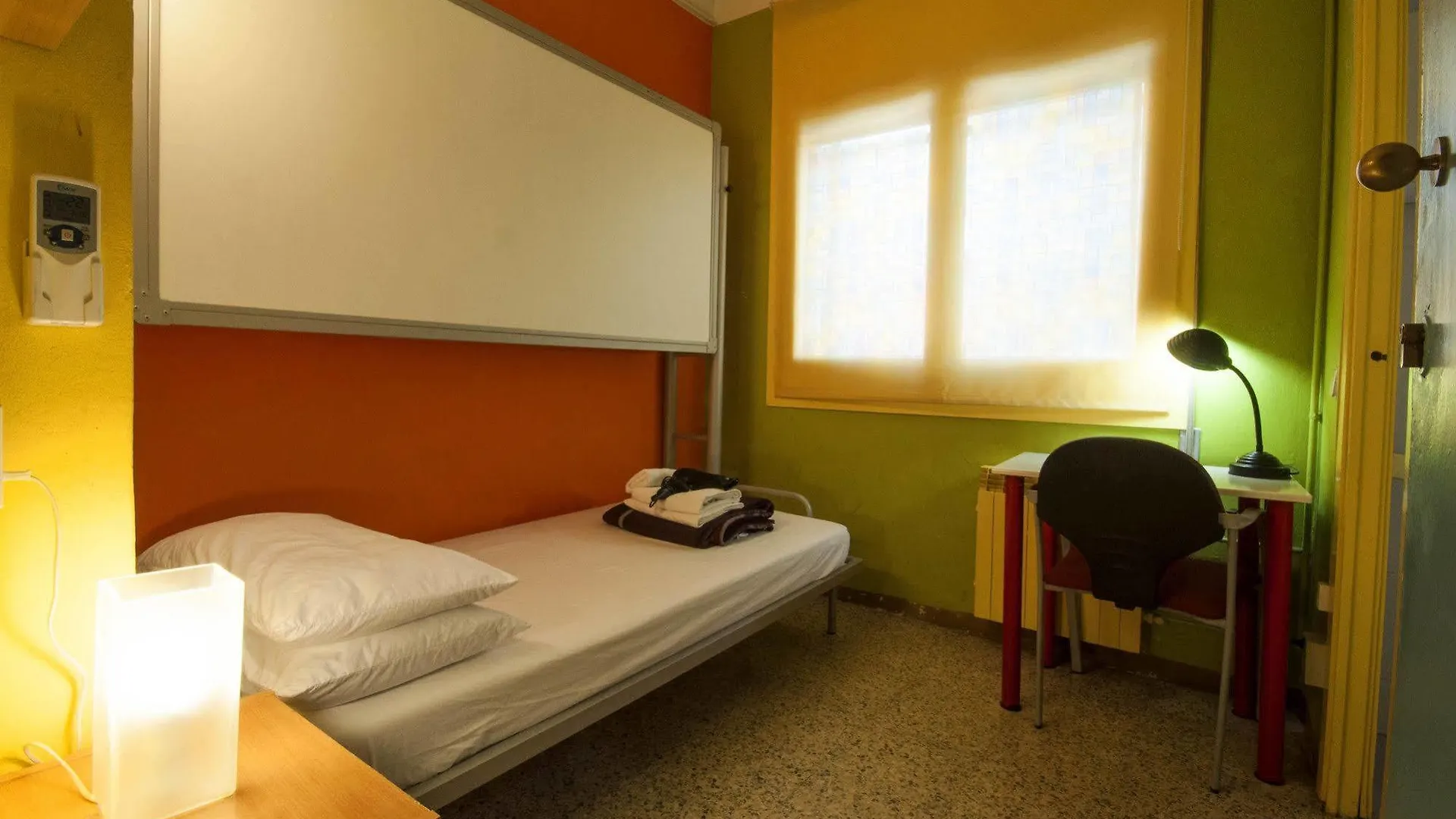 Studio Hostel Barcelona Spain